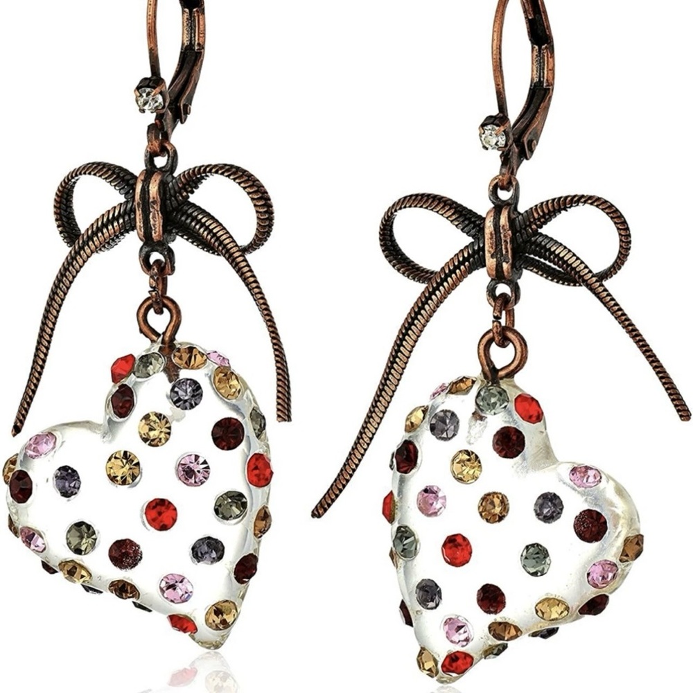 Betsey Johnson NWT Stone Lucite Heart Drop Earrings
